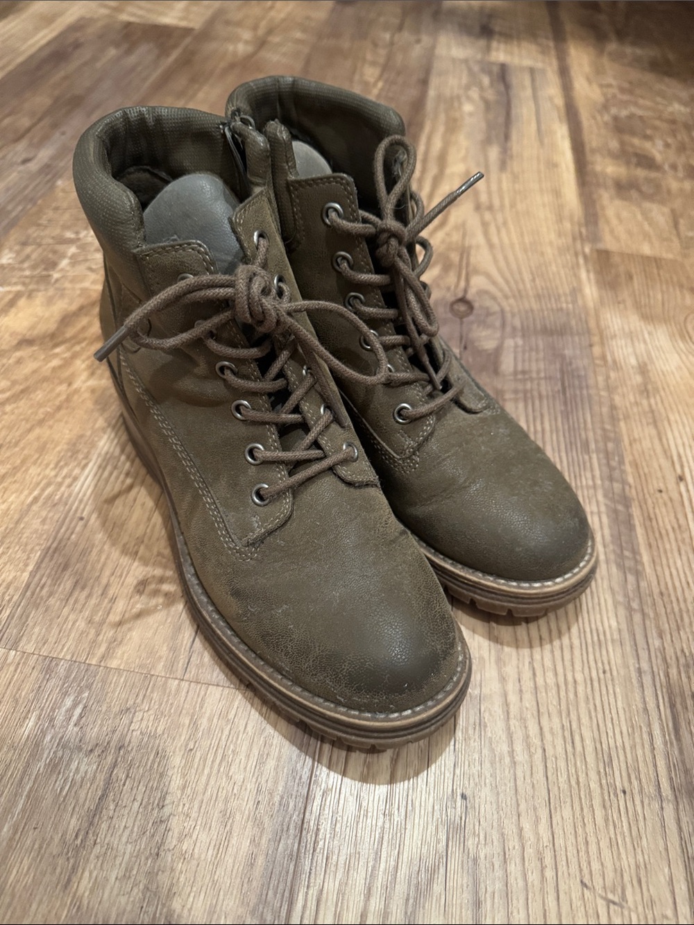 Men's Olive Lace-Up Utility Boots